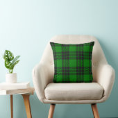 Green and Black Tartan Plaid Pattern クッション (椅子)