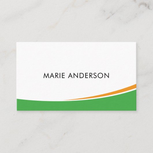 Green and Gold Elegant Business card. 名刺 (正面)