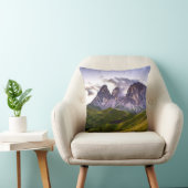 GREEN AND GRAY MOUNTAINS UNDER WHITE CLOUDS DURING クッション (椅子)