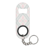 Green and pink pastel diamond pattern キーホルダー栓抜き (裏面)