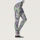 green and purple camo abstract レギンス (右)