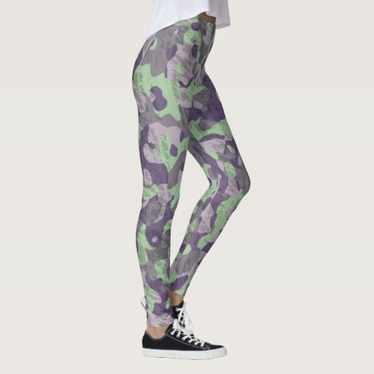 green and purple camo abstract レギンス (右)