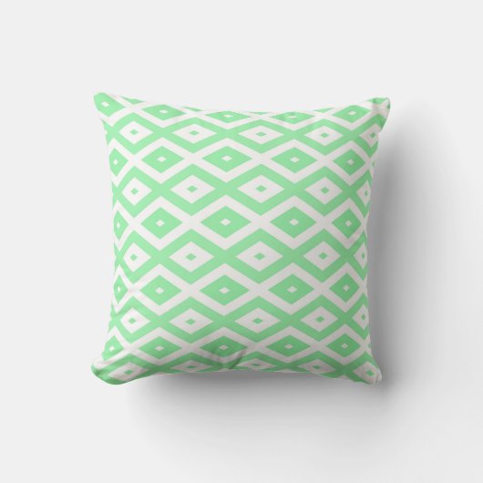 Green and white diamond pattern クッション (正面)