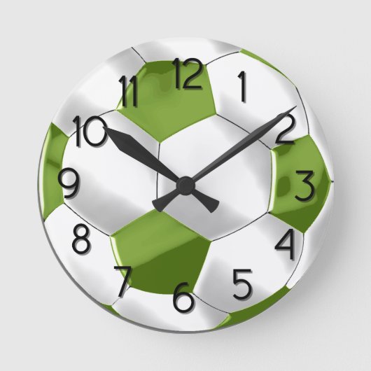 Green and White Soccer Ball ラウンド壁時計 (正面)