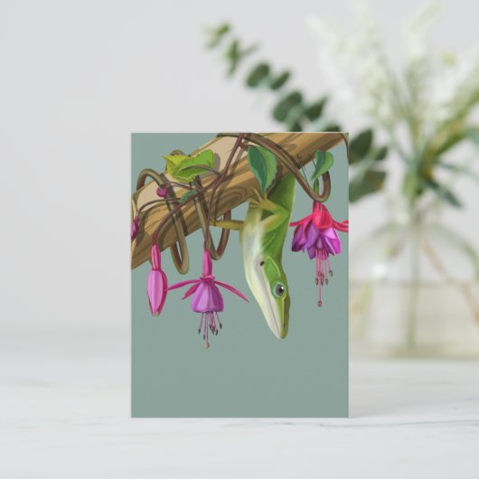 Green anole with Fuchsias  ポストカード (スタンド正面)