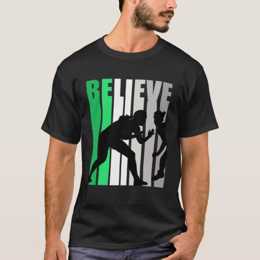 Green Believe Wrestling Motivating Girls Team Retr Tシャツ (正面)