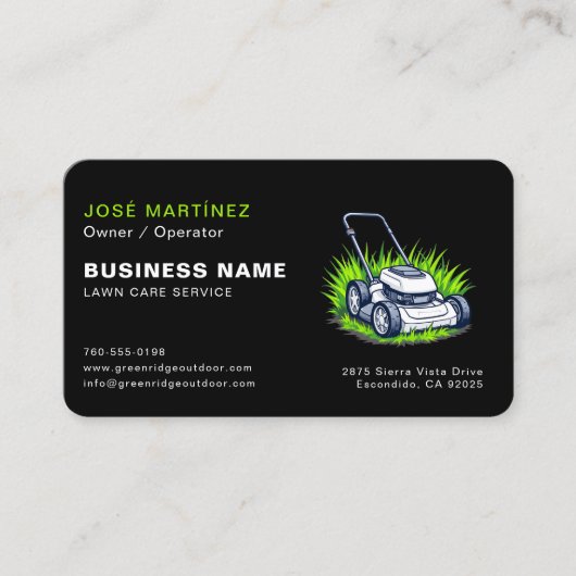 Green Black Landscaping and Lawn Services 名刺 (正面)