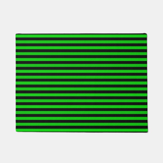 Green Black Stripes Seamless Pattern ドアマット (正面)