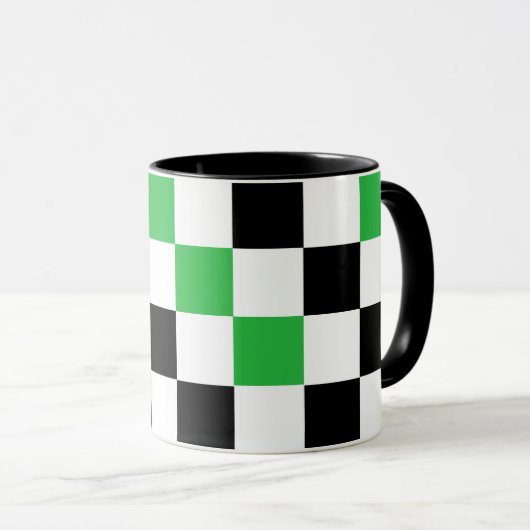 Green Black White Checkered Pattern Design  マグカップ (正面右)