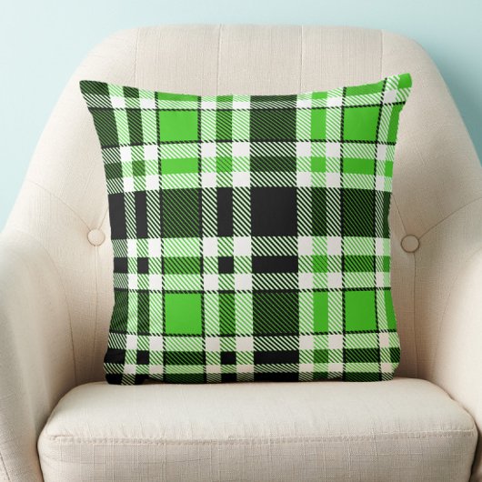 Green Black White Flannel Tartan Pattern Design クッション