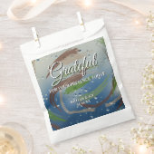 Green, Brown, and Beige Brushstroke Grateful フェイバーバッグ (クリップ留めされた状態)