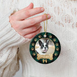 Green Buffalo Plaid Pattern Gold Bow Family Photo セラミックオーナメント<br><div class="desc">Add a cozy and warm charm to your Christmas tree with our Pet photo ornament featuring a cozy and warm green buffalo plaid pattern background. Circle photo frame with a festive faux gold bow and bone. Customize with your pets name & photo. Designed by Moodthology Papery</div>