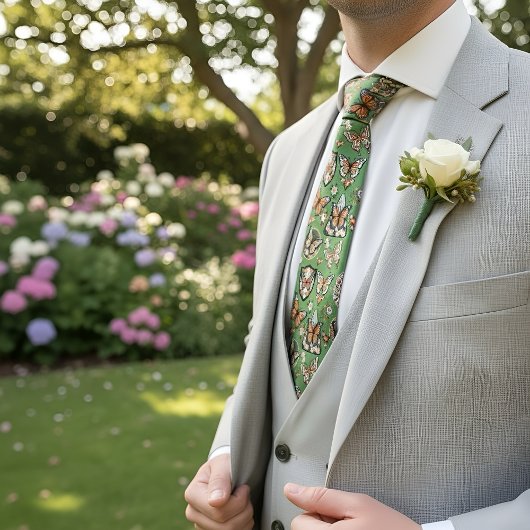 Green Butterfly Pattern for Nature Lovers ネクタイ