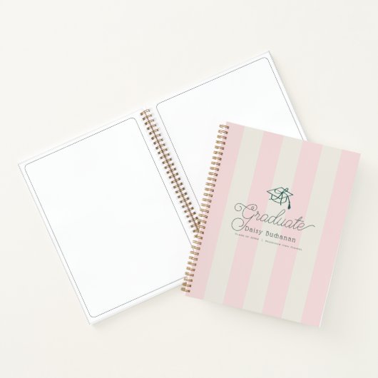 Green Cap Pink Stripes Bow Graduation Guest Book ノートブック (内部)