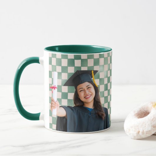 Green Checkered Personalized Portrait Graduation マグカップ (ドーナツ)
