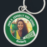 Green Cheerleader Photo High School Spirit キーホルダー<br><div class="desc">This cool customized high school cheerleader photo gift features white typography of your team and player name on a green keychain with a cheer megaphone. Personalize with your student's photograph and class year as a proud cheerleading parent. A great gift for a mom or dad.</div>