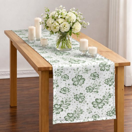  Green Clover Pattern  ミディアムテーブルランナー