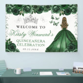 Green Dress Blonde Princess Floral Quinceanera 横断幕 (トレードショー)