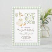 Green Gingham One Silly Goose Birthday Invitation 招待状 (スタンド正面)