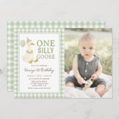 Green Gingham One Silly Goose Birthday Photo 招待状 (正面/裏面)