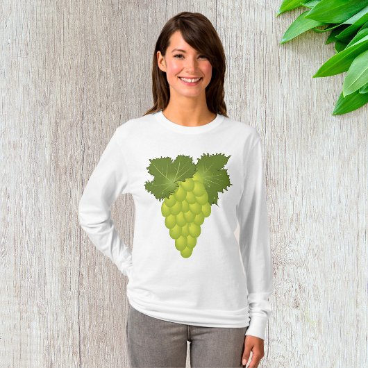 Green Grapes Vine Leaves Fresh Fruit Tシャツ