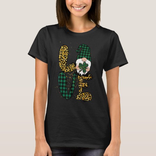 Green Heart Love Shamrock Irish Leprechaun St Patr Tシャツ (正面)