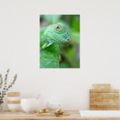 Green Iguana Lizard Reptile On Leaf Poster ポスター (キッチン)