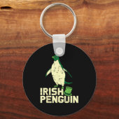 Green Irish Penguin Cute St Patricks Day Animal Lo キーホルダー (正面)