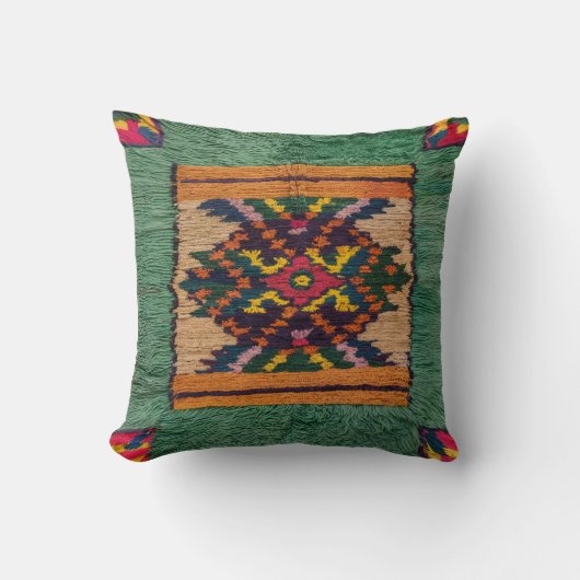 Green Kilim Pillows Me近く：職人技を持って来る クッション (正面)