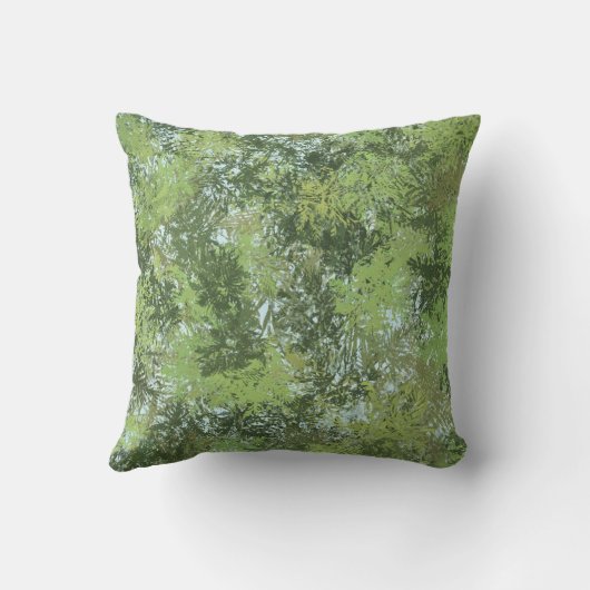 Green Leaf Trees With Blue Sky Peaking Through Art クッション (裏面)