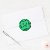 Green Leopard Printとモノグラムカスタムを使用。 ラウンドシール (封筒)