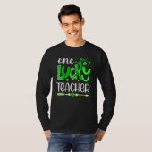 Green Leopard Shamrock One Lucky Teacher St Patric Tシャツ (正面フル)
