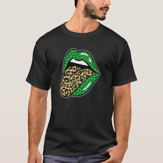 Green Lips Leopard Print Tongue Out St Patricks Da Tシャツ (正面)