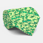Green lizards on a lime green background ネクタイ (ロール)