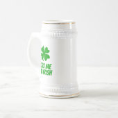Green lucky clover funny St Patrick's Day  ビールジョッキ (正面左)