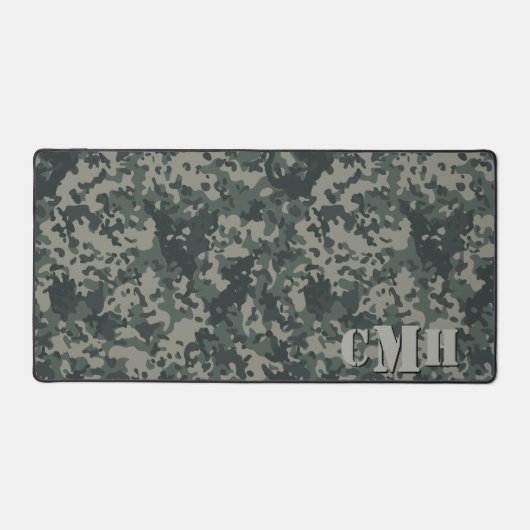 Green Military Digital Camouflage Stencil Monogram デスクマット (正面)