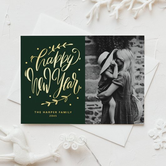 Green Modern Calligraphy and Wreath New Year Photo 箔シーズンポストカード