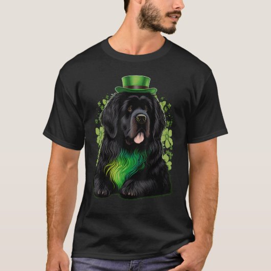 Green Newfie Dog shamrock St Patricks Day Newfound Tシャツ (正面)