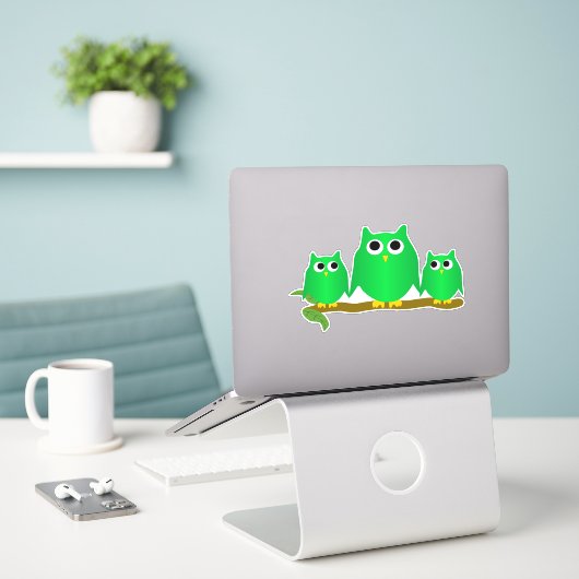 Green Owls Design シール (デスク上のノートパソコン)