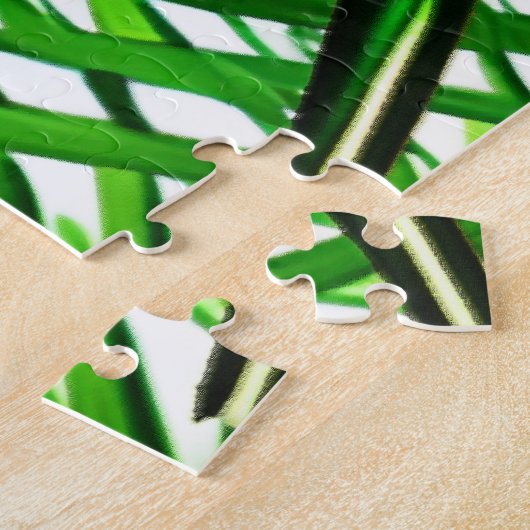 Green Parrot Couple in a Jungle Setting ジグソーパズル (側面)