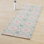 Green Pastel Floral Tiles ヨガマット<br><div class="desc">cool floral shapes pattern</div>