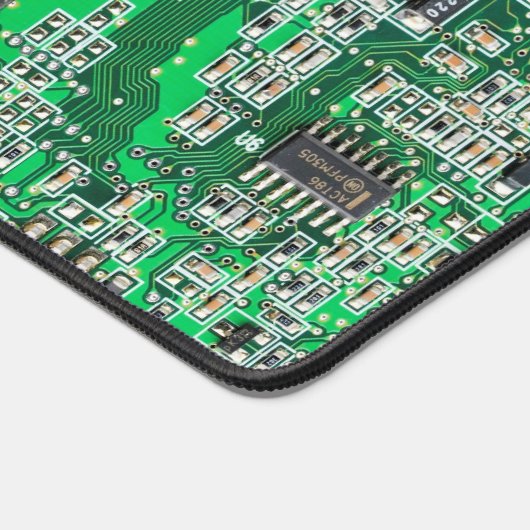 Green PCB Circuit Board Design for IT Pros デスクマット (コーナー)