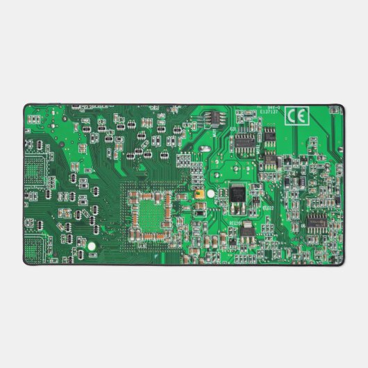 Green PCB Circuit Board Design for IT Pros デスクマット (正面)