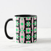 Green, pink and Black Geometric Design マグカップ (左)