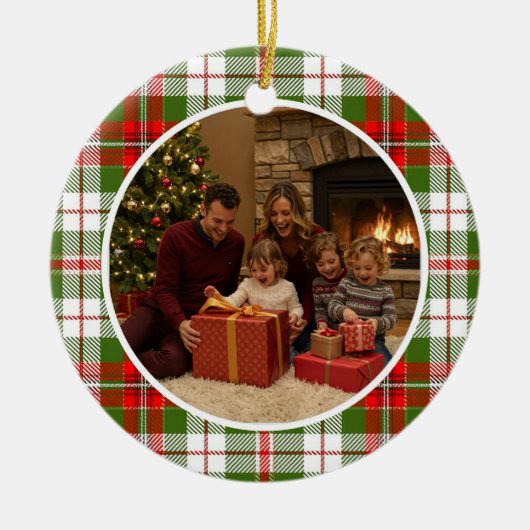 Green Plaid Family Christmas セラミックオーナメント (正面)