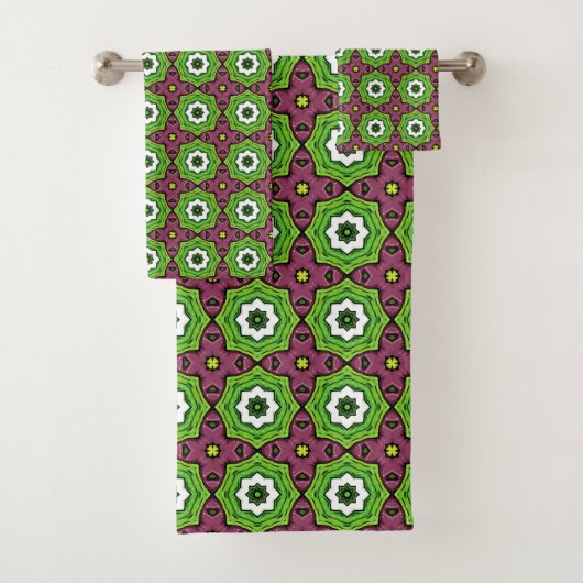 Green purple and white geometric pattern Towel バスタオルセット (インサイチュ)