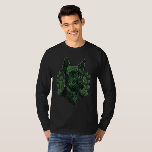 Green Scottish Terrier shamrock on St Patricks Day Tシャツ (正面フル)