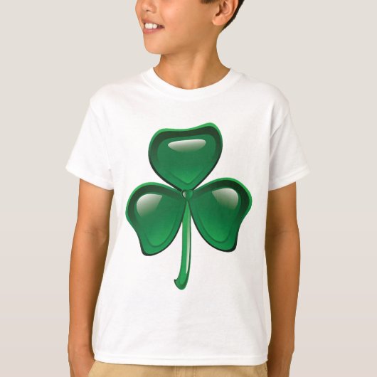 Green Shamrock Three-Leaf Clover Tシャツ (正面)