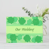 Green Shamrocks Collage、結婚式招待状 招待状 (スタンド正面)