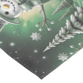 Green Snowman Snowflakes Holiday Table Runner ミディアムテーブルランナー (コーナー)